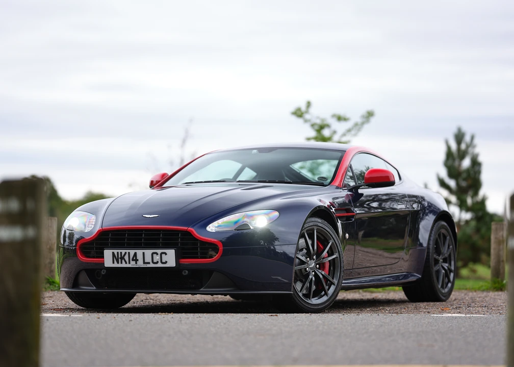 2014 Aston Martin V8 Vantage (2006-2017) - Image 16 of 31