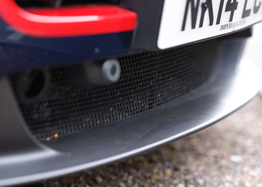 2014 Aston Martin V8 Vantage (2006-2017) - Image 29 of 31