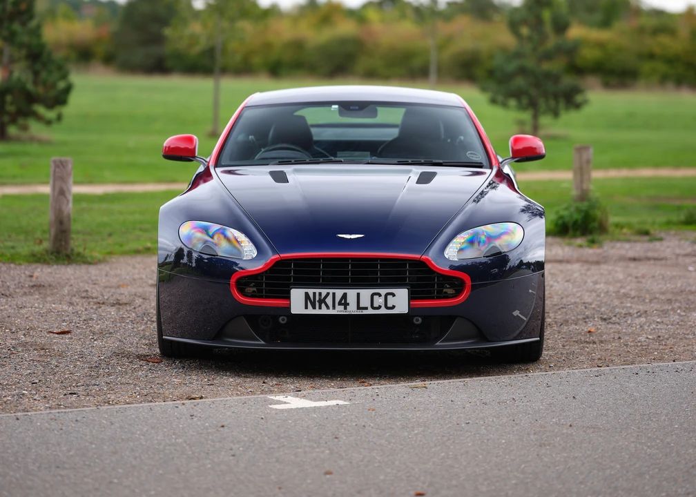 2014 Aston Martin V8 Vantage (2006-2017) - Image 15 of 31