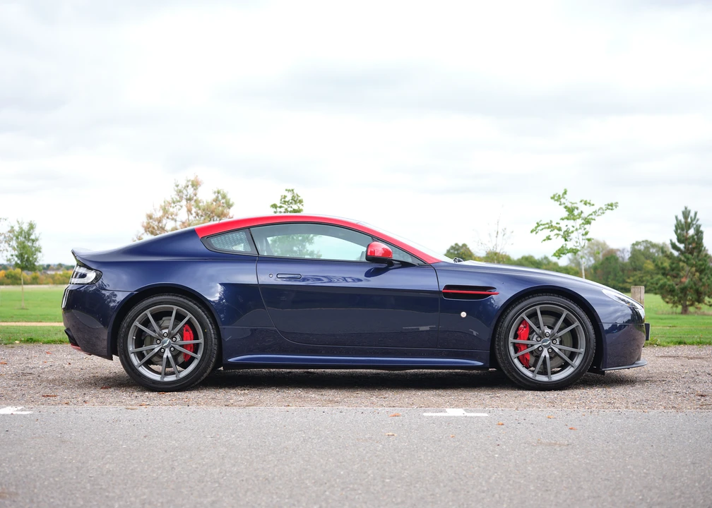 2014 Aston Martin V8 Vantage (2006-2017) - Image 12 of 31