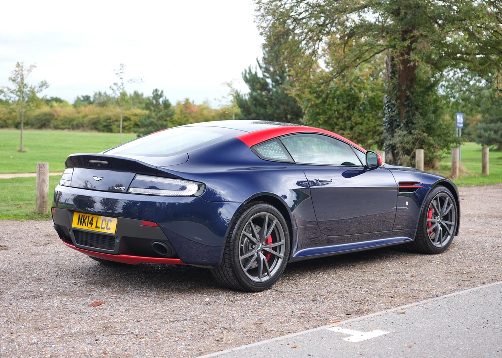 2014 Aston Martin V8 Vantage (2006-2017) - Image 11 of 31