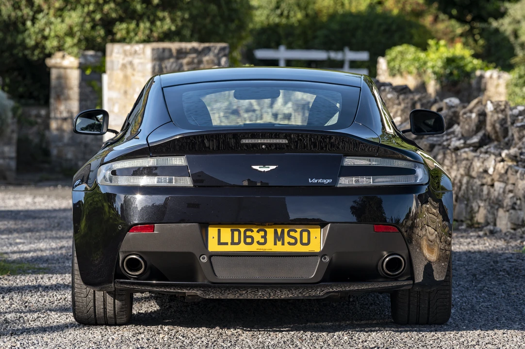 2013 Aston Martin V8 Vantage (2006-2017) - Image 15 of 31