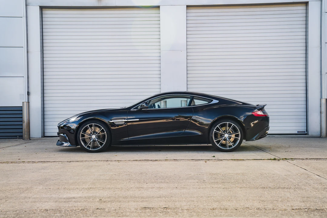 2014 Aston Martin Vanquish 2nd Gen - Image 9 of 31