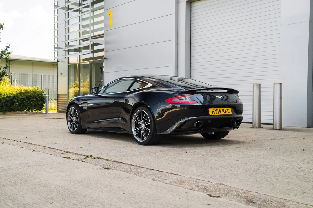 2014 Aston Martin Vanquish 2nd Gen - Image 15 of 31