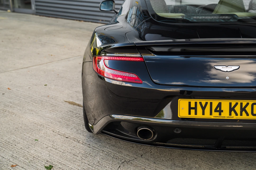 2014 Aston Martin Vanquish 2nd Gen - Image 30 of 31
