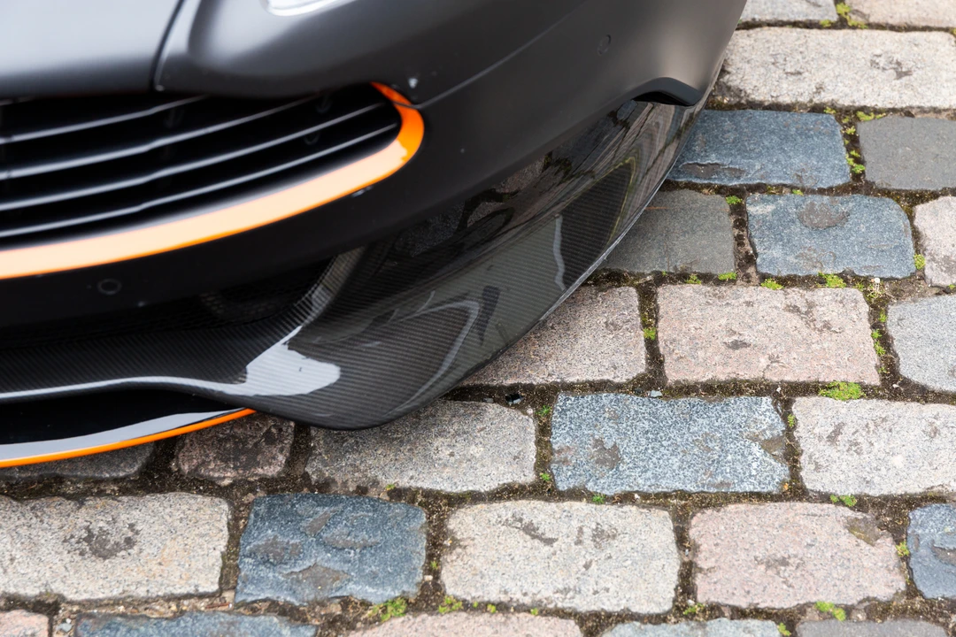 2014 Aston Martin Vanquish 2nd Gen - Image 30 of 31