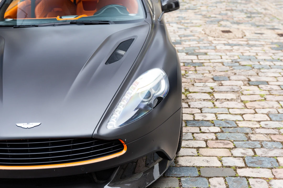2014 Aston Martin Vanquish 2nd Gen - Image 24 of 31