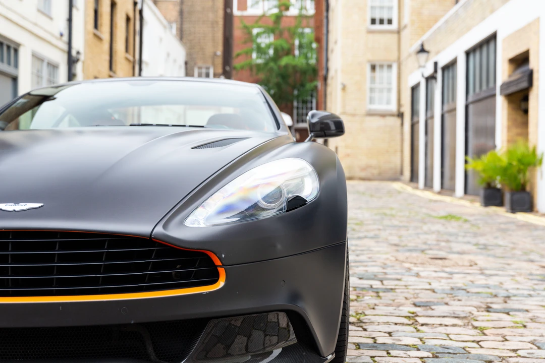 2014 Aston Martin Vanquish 2nd Gen - Image 26 of 31