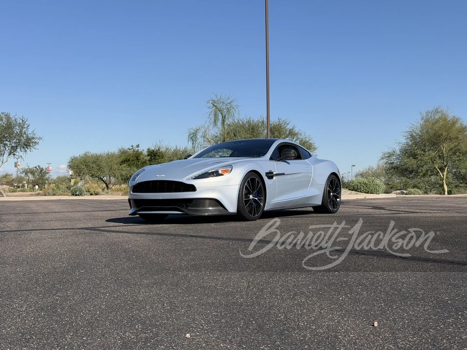2014 Aston Martin Vanquish 2nd Gen - Image 10 of 16