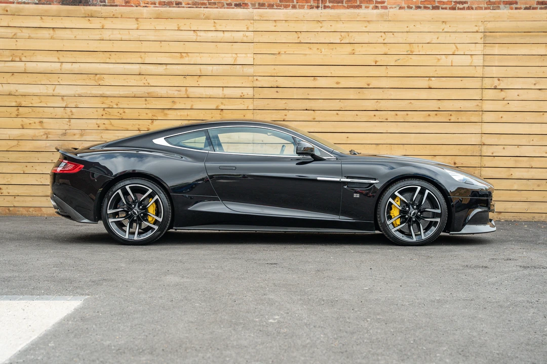 2014 Aston Martin Vanquish 2nd Gen - Image 18 of 31