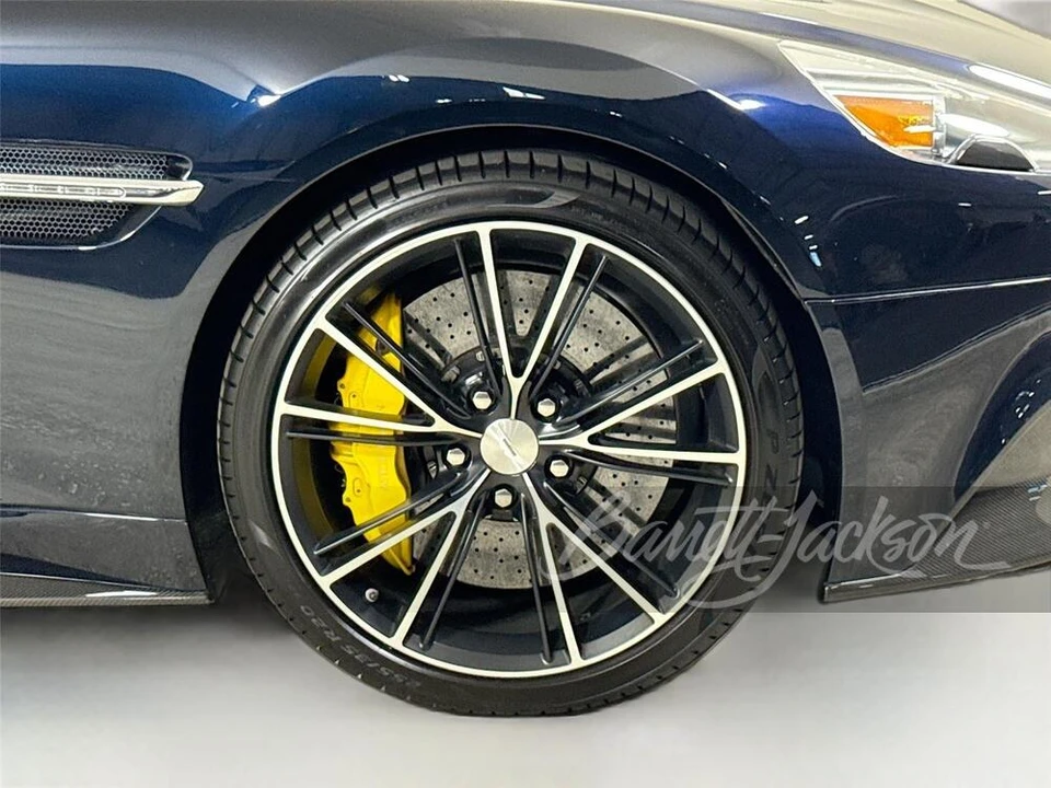 2014 Aston Martin Vanquish 2nd Gen - Image 6 of 17