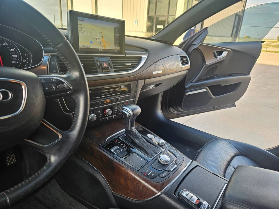 2014 Audi C7 A7 - Image 16 of 22
