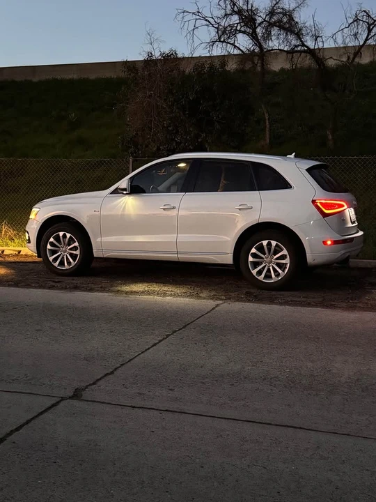 2014 Audi 8R Q5 - Image 2 of 9