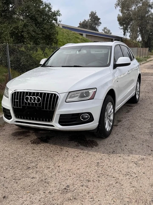 2014 Audi 8R Q5 - Image 2 of 6