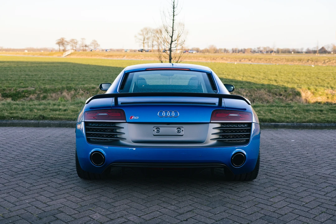 2014 Audi 42 R8 - Image 7 of 31