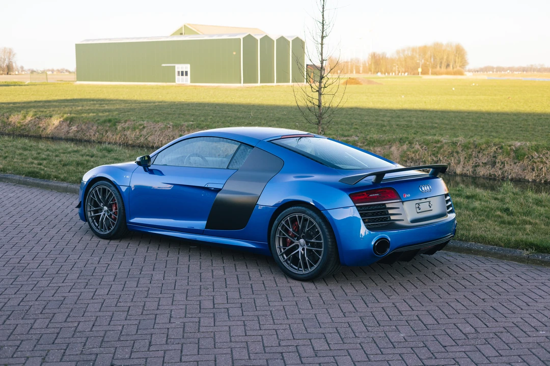 2014 Audi 42 R8 - Image 15 of 31