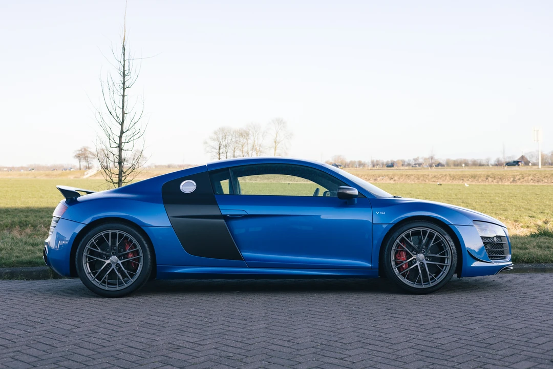 2014 Audi 42 R8 - Image 28 of 31