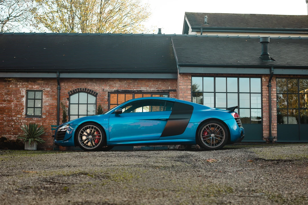 2014 Audi 42 R8 - Image 5 of 31