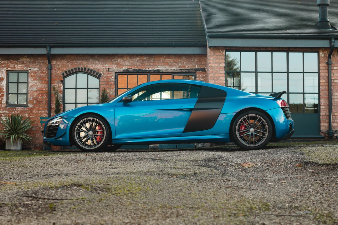 2014 Audi 42 R8 - Image 9 of 31