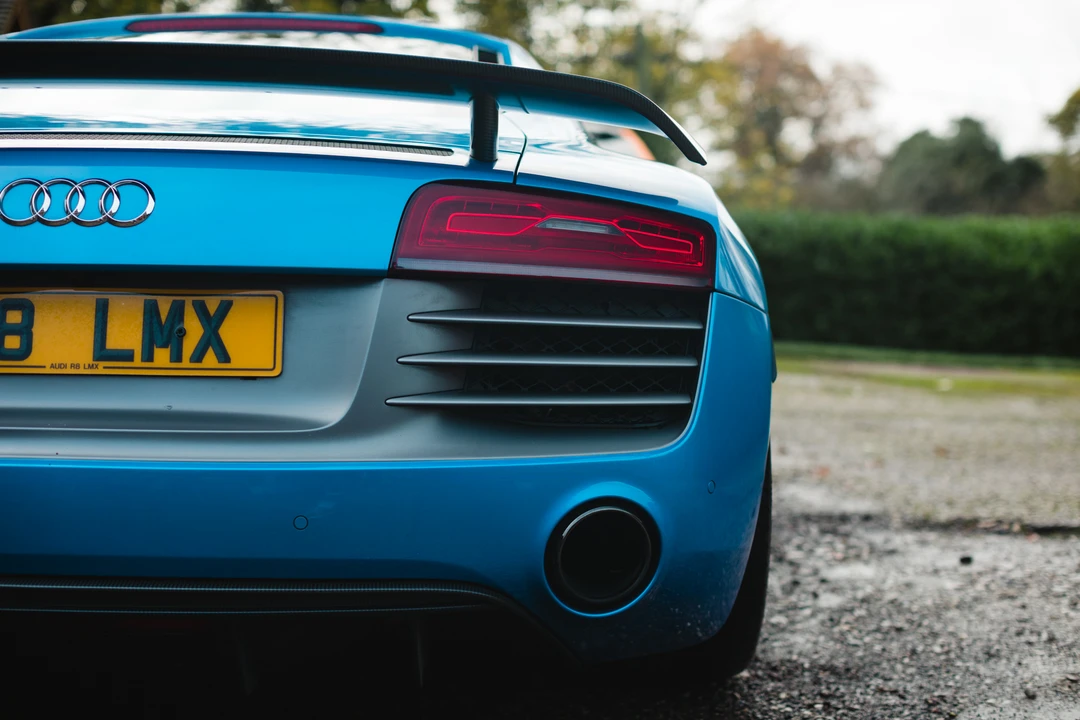 2014 Audi 42 R8 - Image 28 of 31