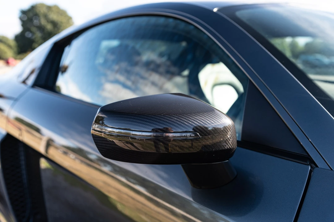 2014 Audi 42 R8 - Image 28 of 31
