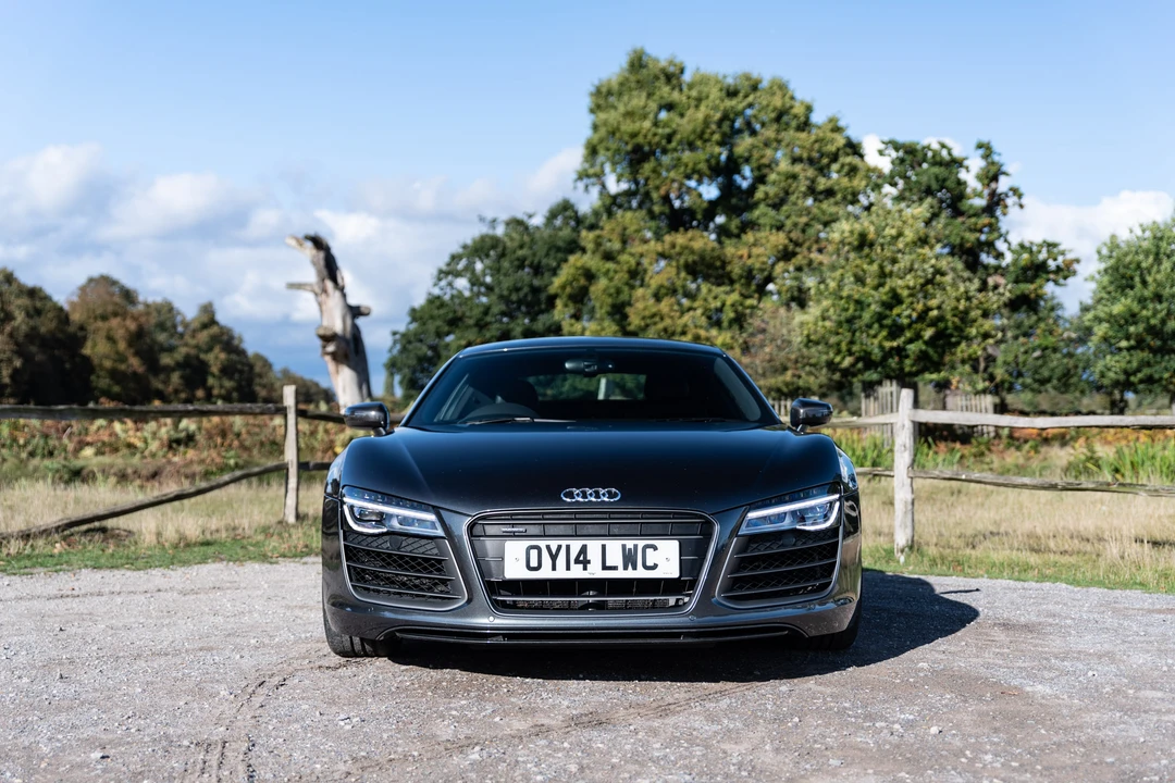 2014 Audi 42 R8 - Image 9 of 31