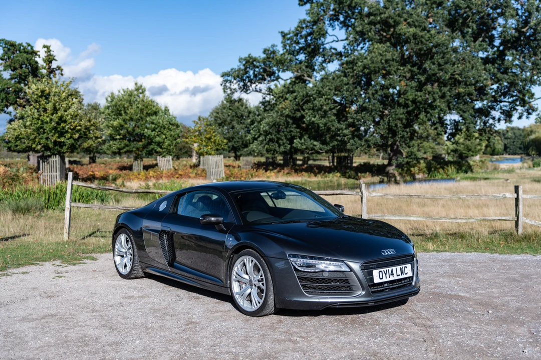 2014 Audi 42 R8 - Image 7 of 31