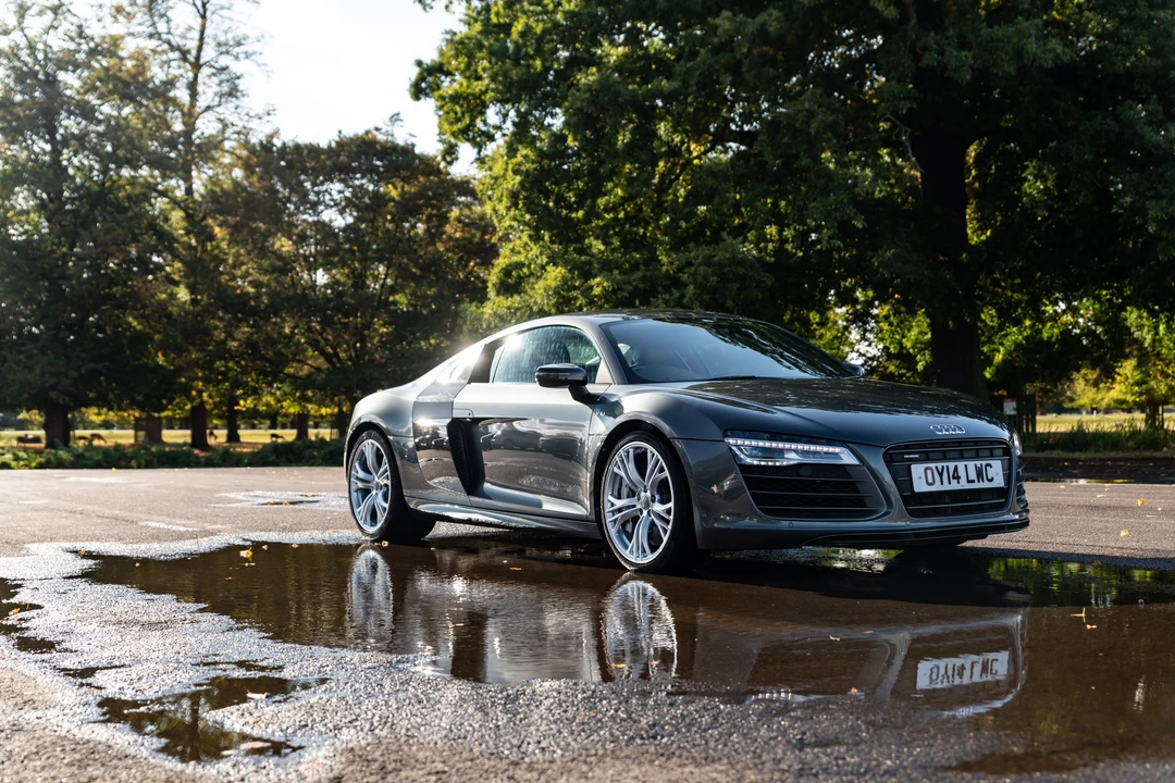2014 Audi 42 R8 - Image 6 of 31