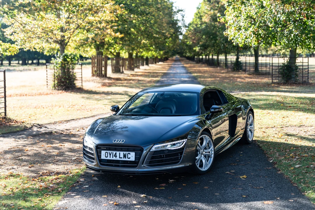 2014 Audi 42 R8 - Image 4 of 31