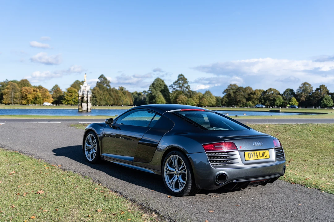 2014 Audi 42 R8 - Image 3 of 31