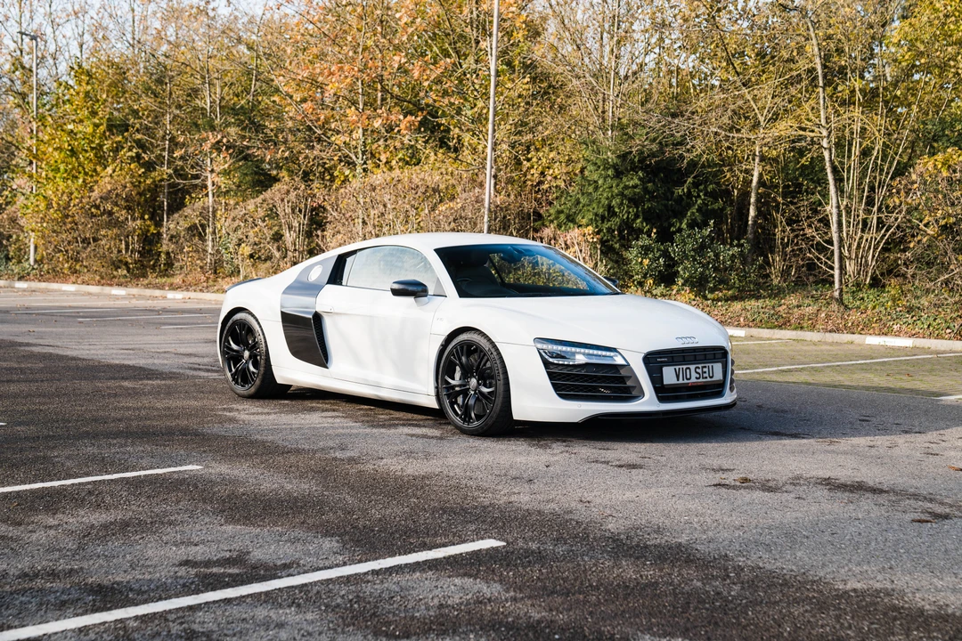 2014 Audi 42 R8 - Image 12 of 31