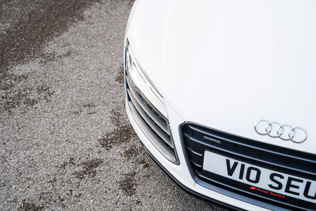 2014 Audi 42 R8 - Image 22 of 31