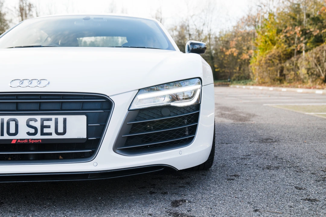 2014 Audi 42 R8 - Image 25 of 31