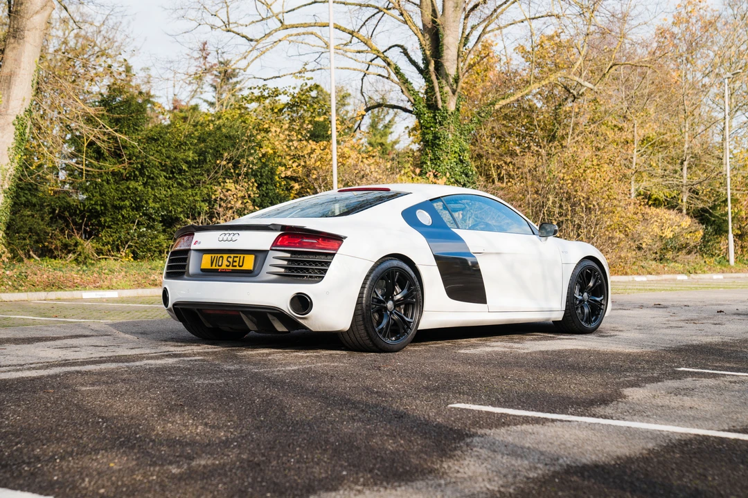 2014 Audi 42 R8 - Image 6 of 31