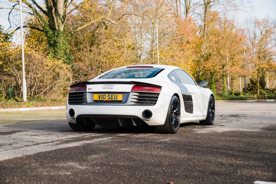 2014 Audi 42 R8 - Image 13 of 31