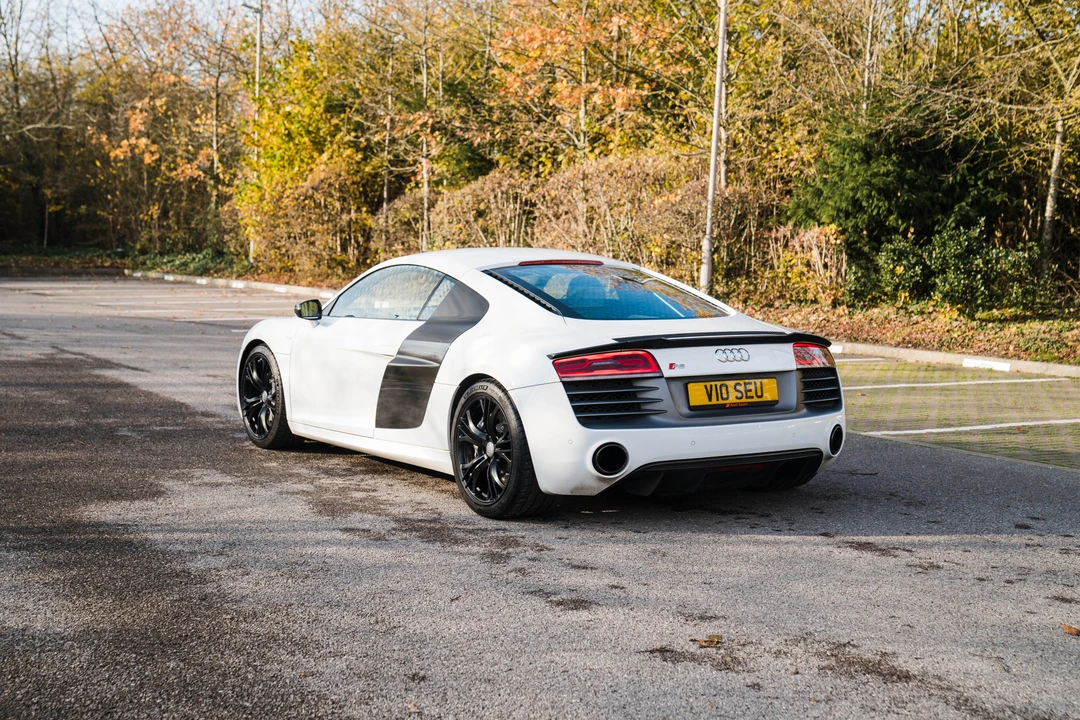 2014 Audi 42 R8 - Image 15 of 31