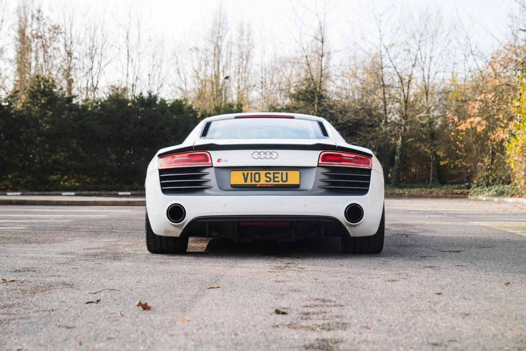 2014 Audi 42 R8 - Image 7 of 31