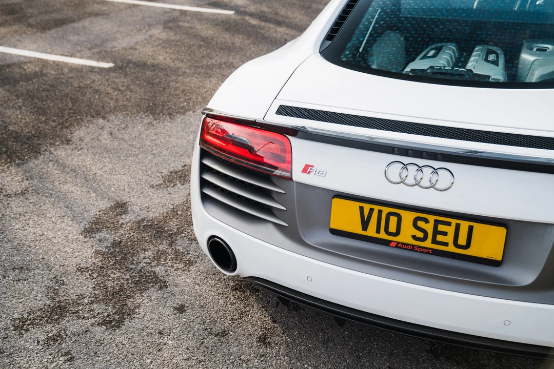 2014 Audi 42 R8 - Image 26 of 31
