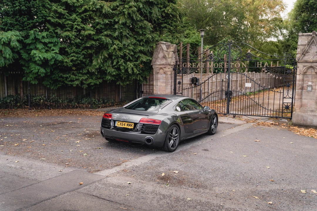 2014 Audi 42 R8 - Image 6 of 31