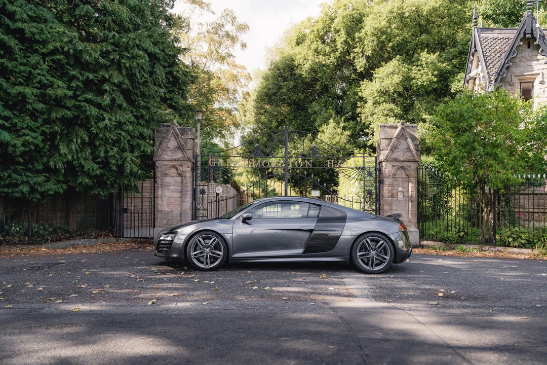 2014 Audi 42 R8 - Image 9 of 31