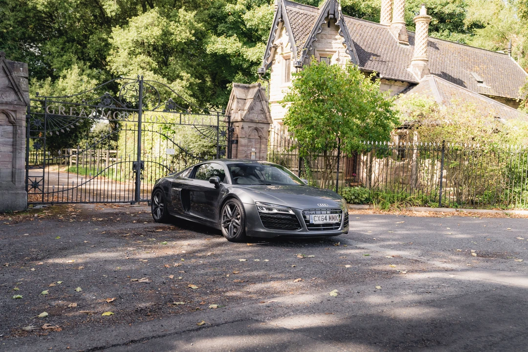 2014 Audi 42 R8 - Image 4 of 31