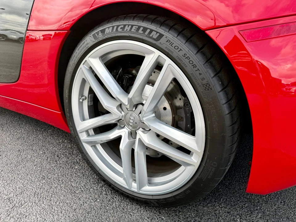 2014 Audi 42 R8 - Image 31 of 31