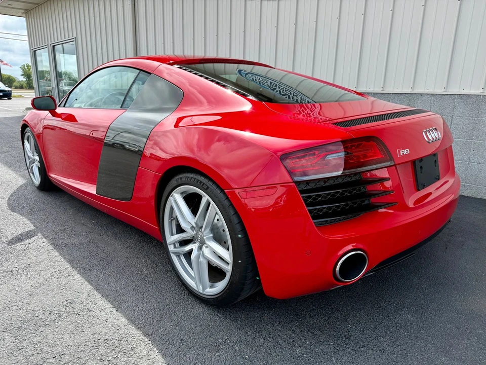 2014 Audi 42 R8 - Image 15 of 31