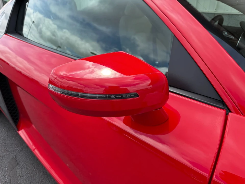 2014 Audi 42 R8 - Image 28 of 31