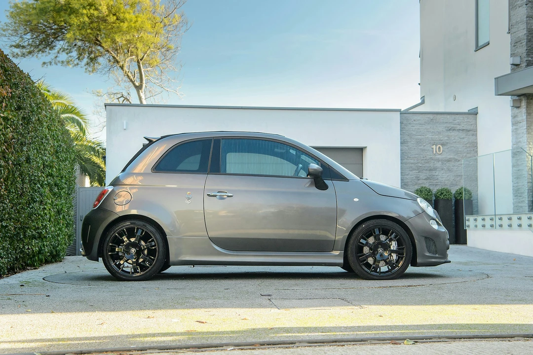 2014 Abarth - Image 16 of 21
