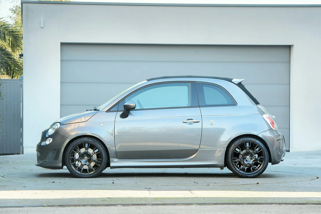 2014 Abarth - Image 12 of 21