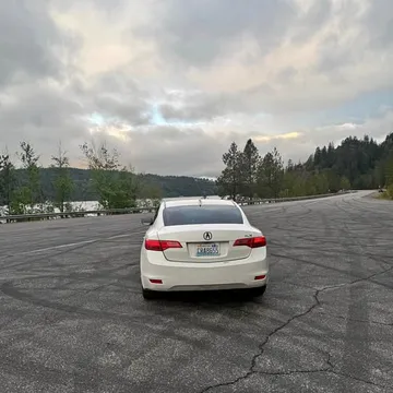 2014 Acura ILX 2.0L Sedan