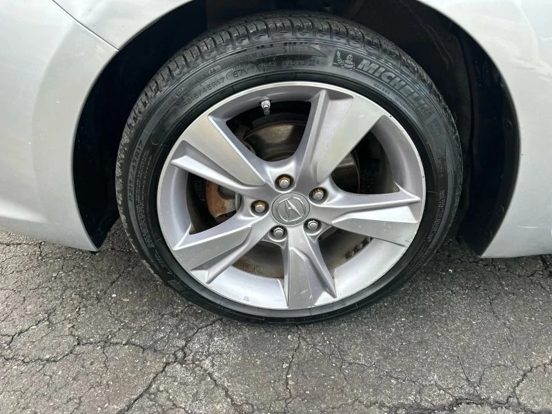 2014 Acura ILX - Image 9 of 12