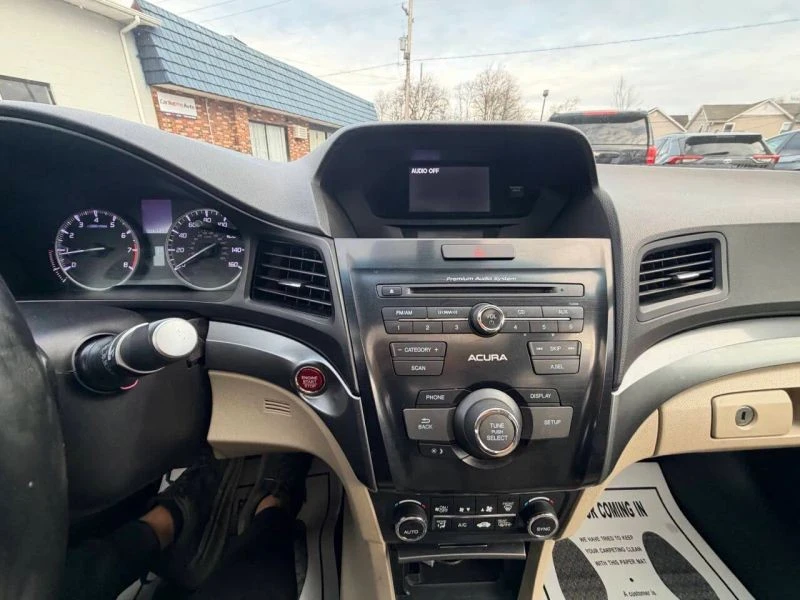 2014 Acura ILX - Image 5 of 12