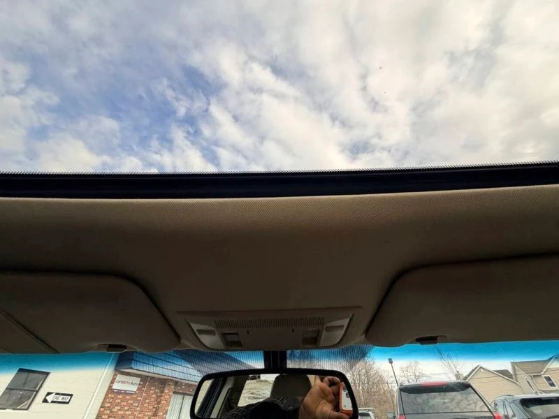 2014 Acura ILX - Image 6 of 12